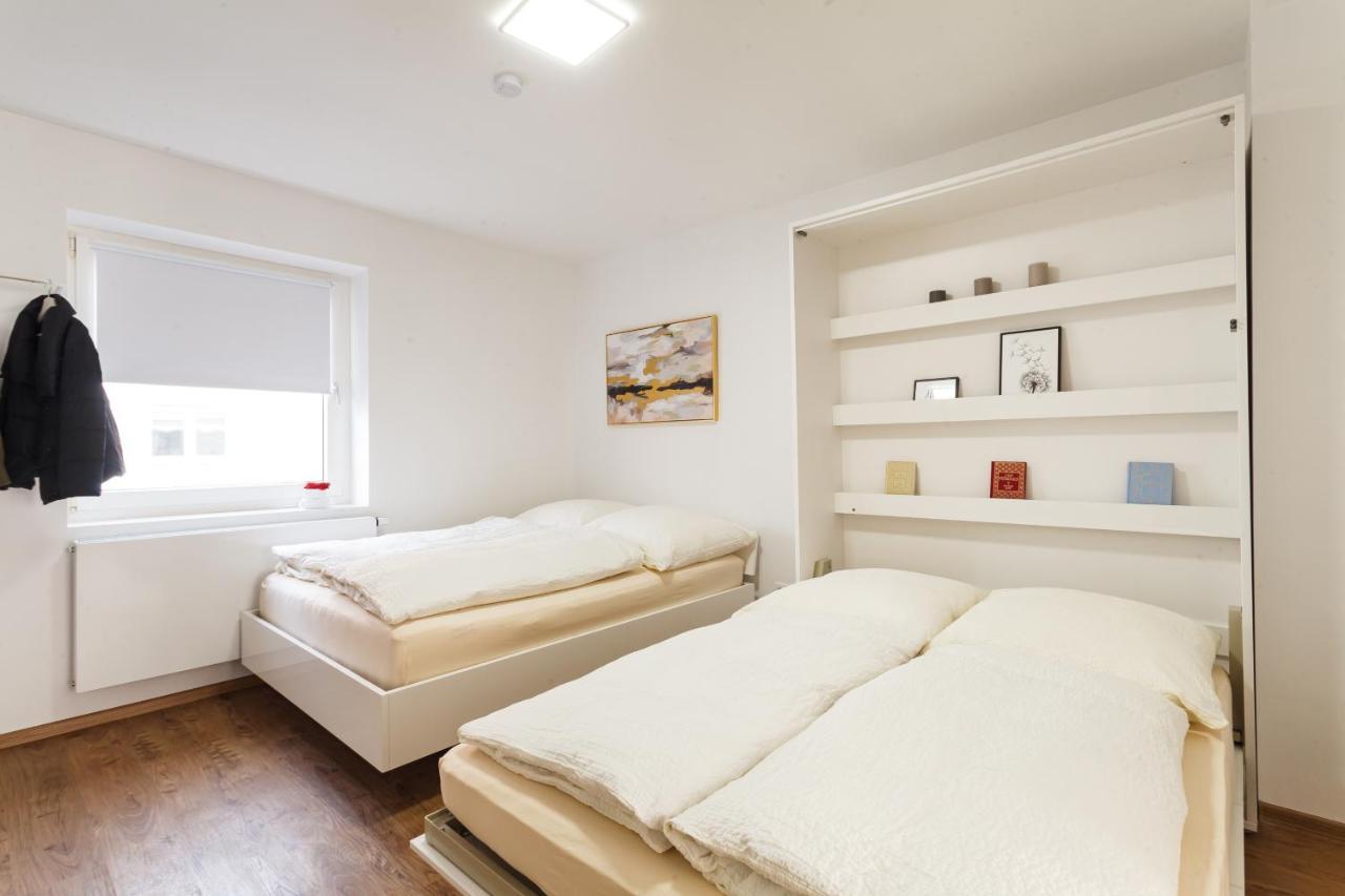 Apartment Design / 2 / / Contactless Check-in